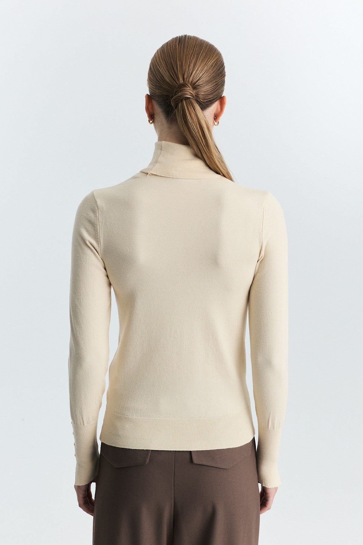 Basic Crew-Neck Sweater