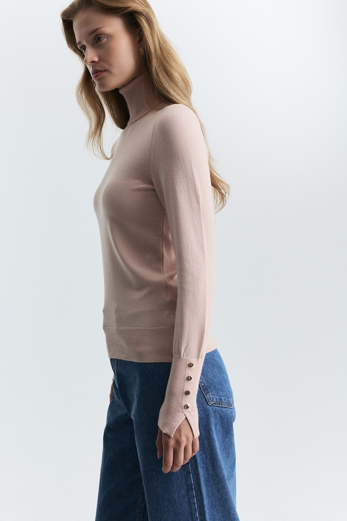 Basic Crew-Neck Sweater