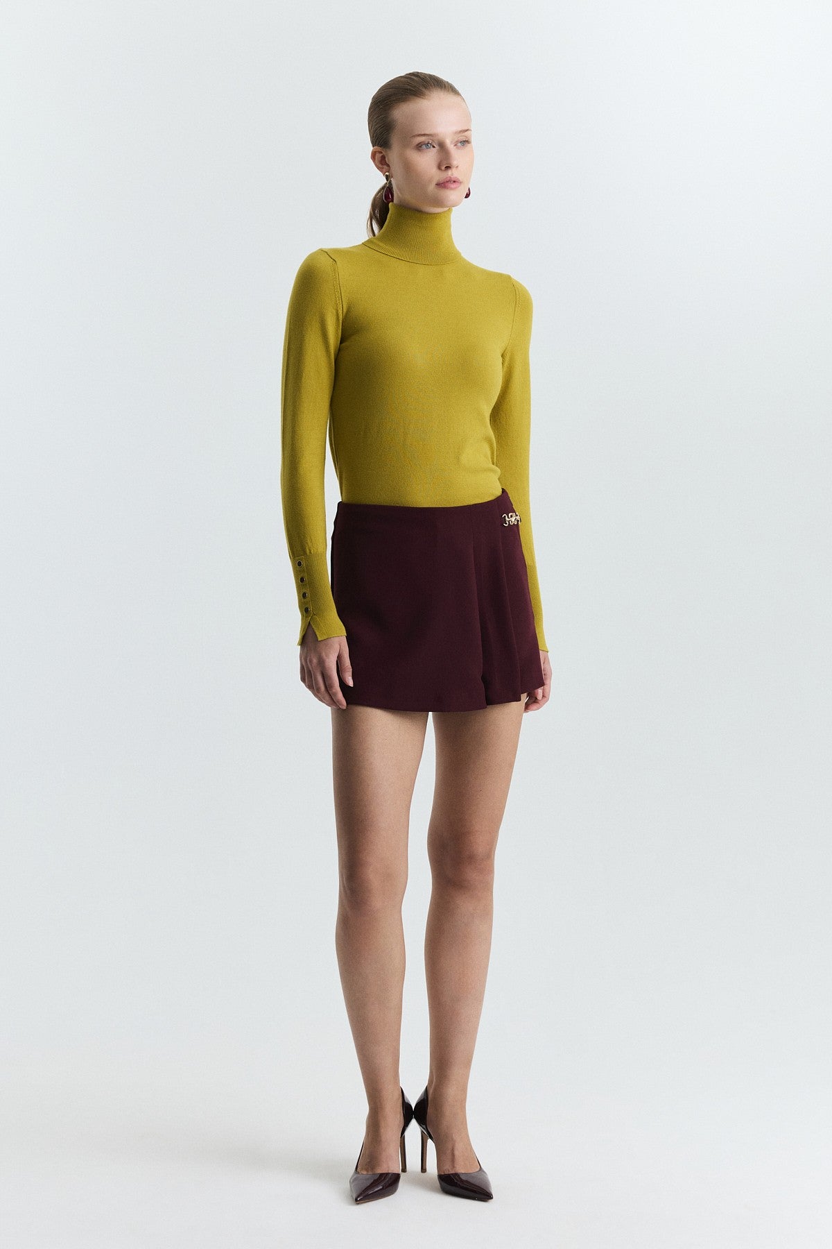 Basic Crew-Neck Sweater