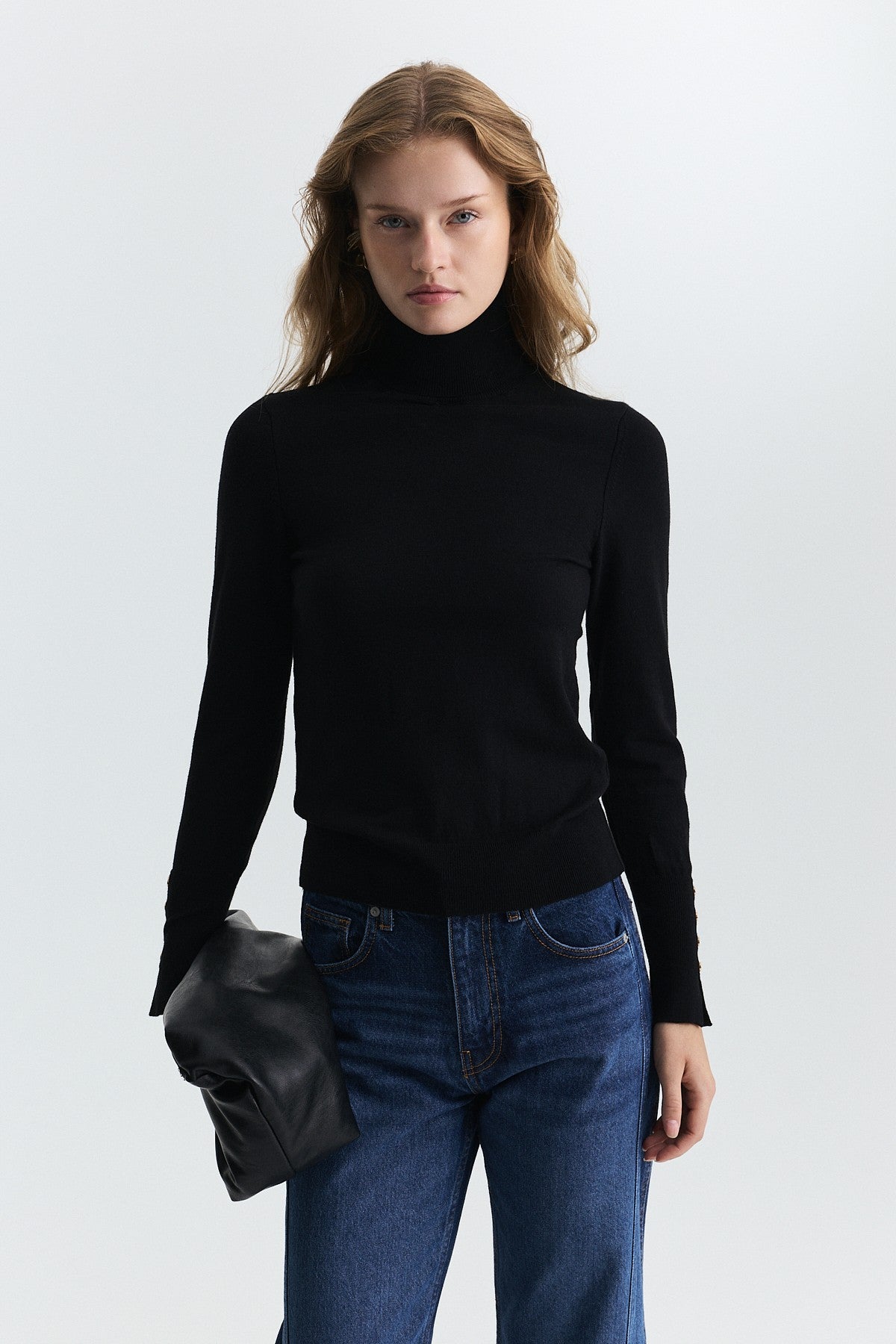 Basic Crew-Neck Sweater