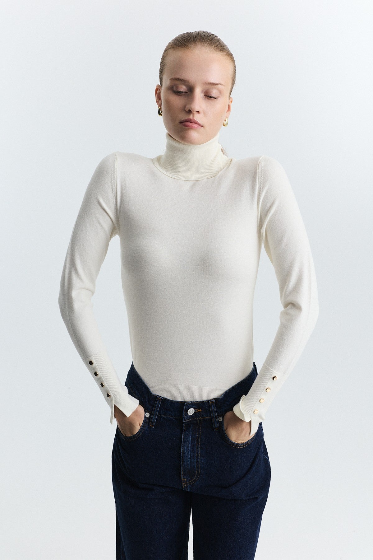 Basic Crew-Neck Sweater