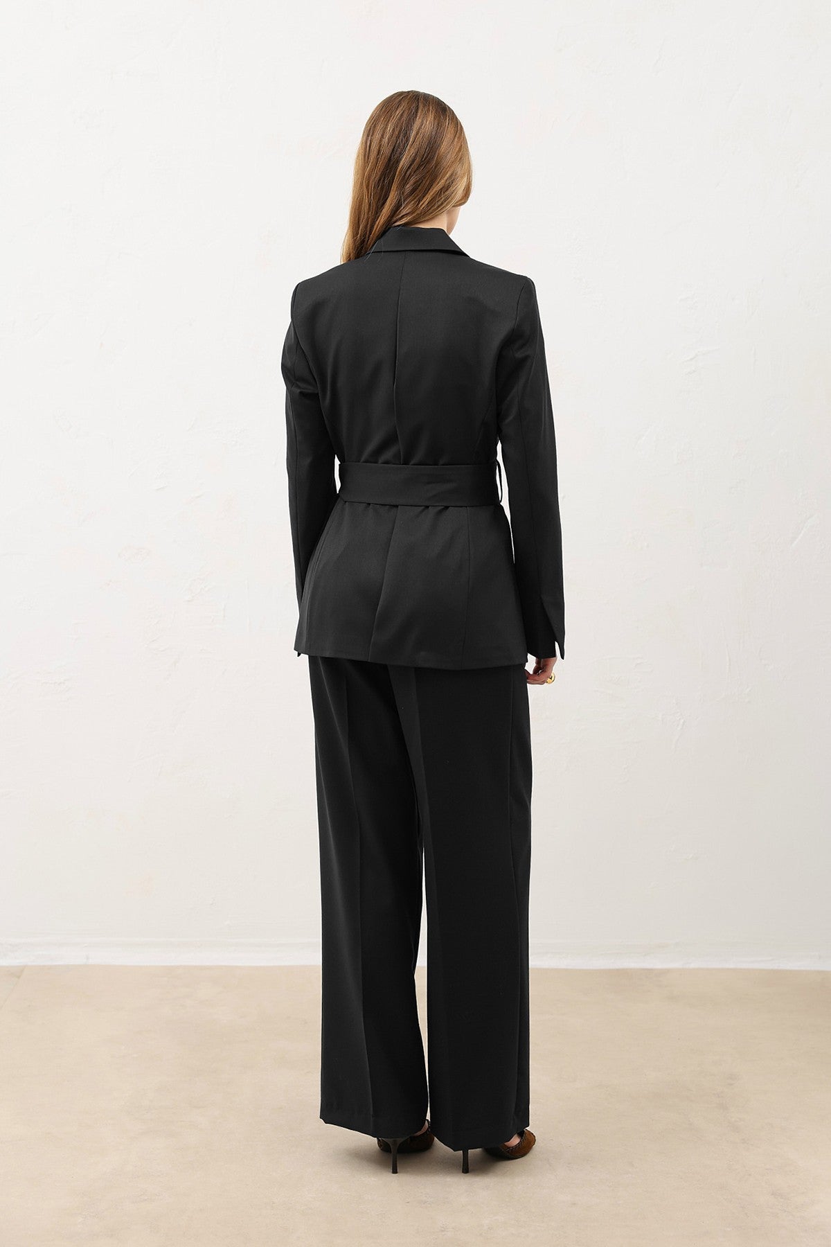 Antioch Fitted Women's Blazer with Belt