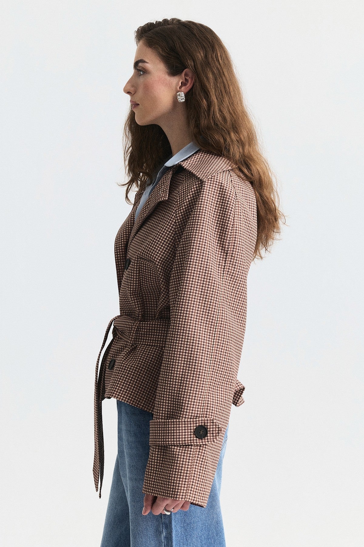 Short Trench Coat with a Checkered Pattern and a Belt