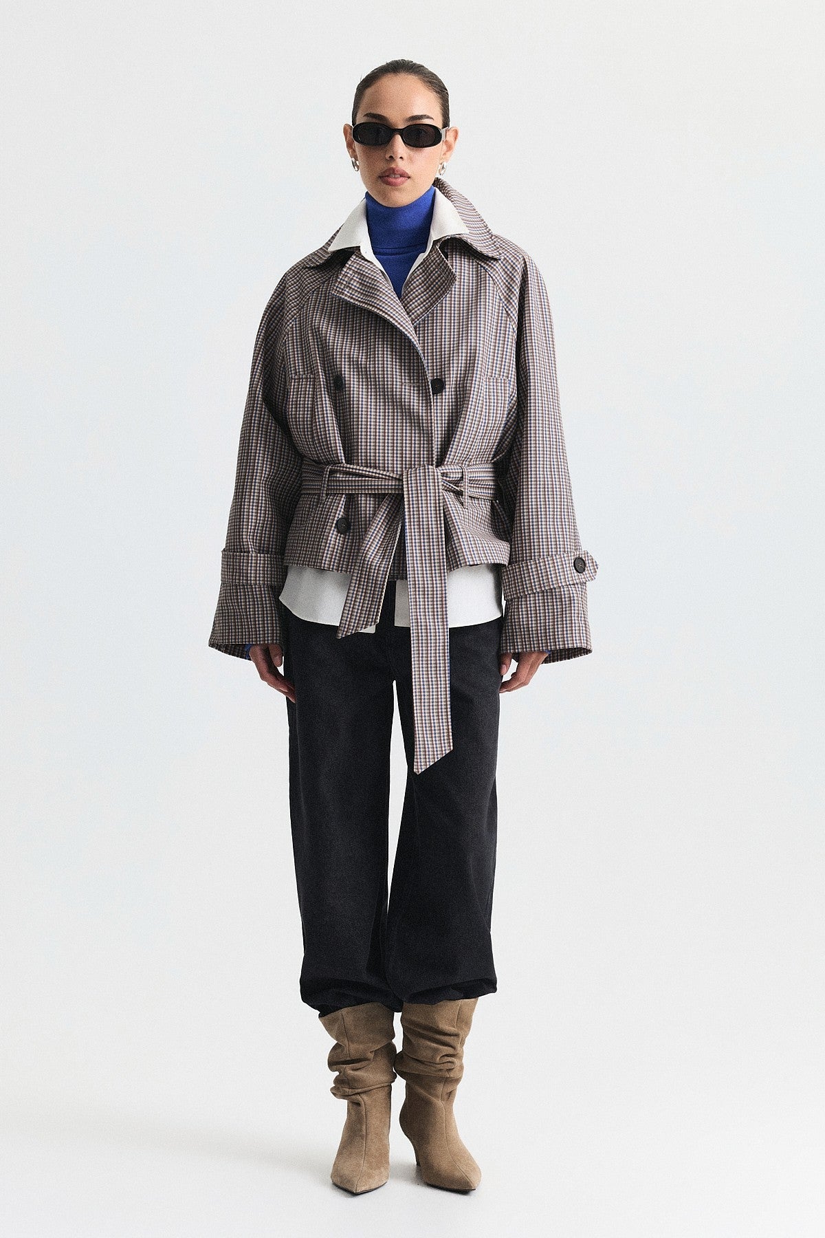 Short Trench Coat with a Checkered Pattern and a Belt