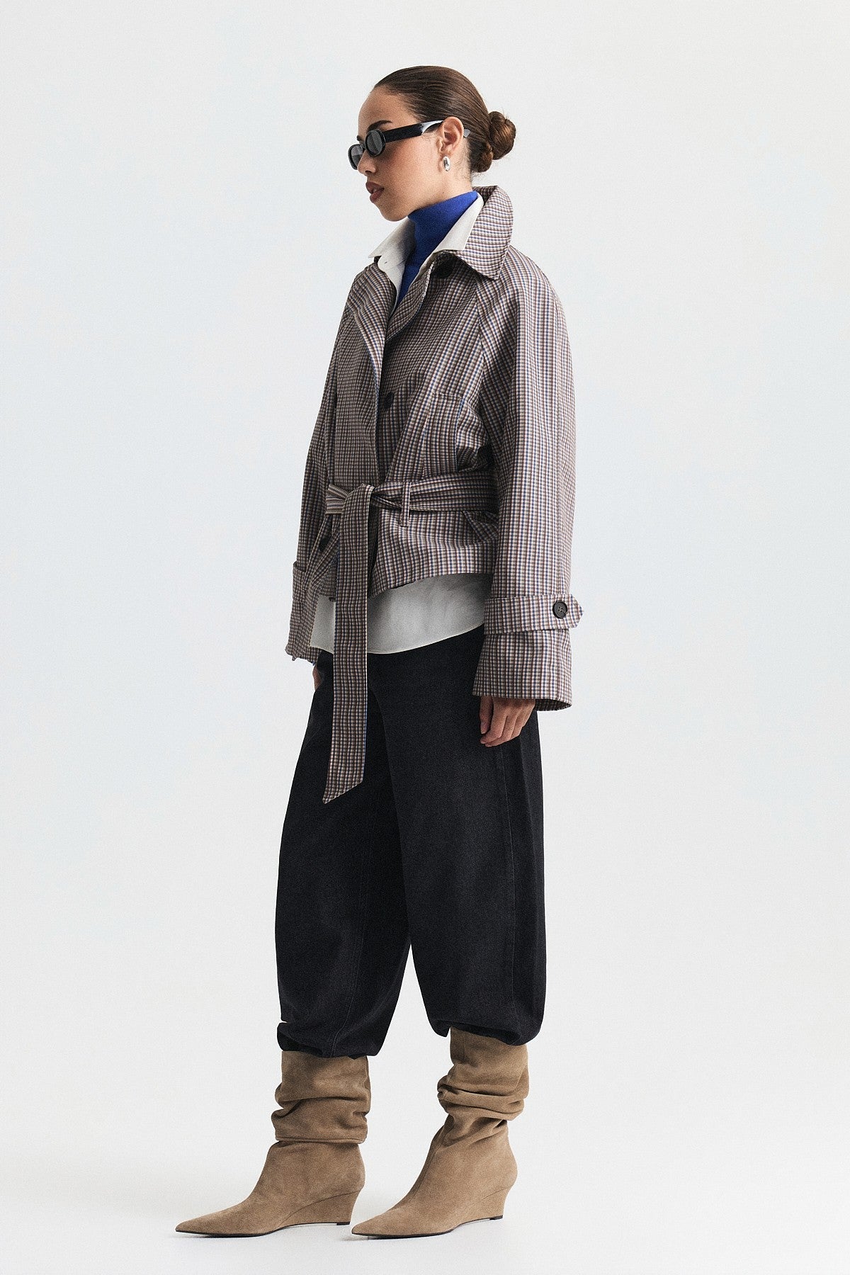 Short Trench Coat with a Checkered Pattern and a Belt