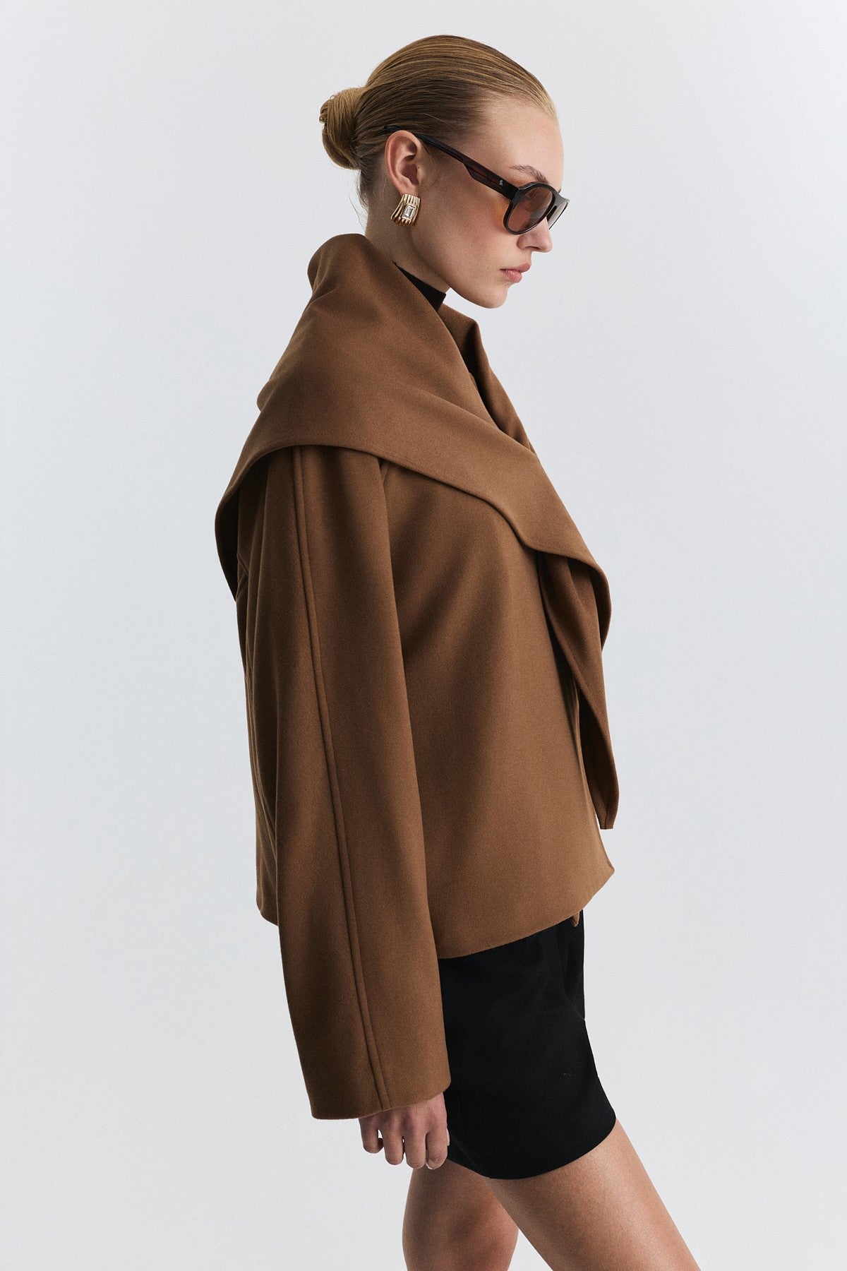 Short Coat with a Scarf