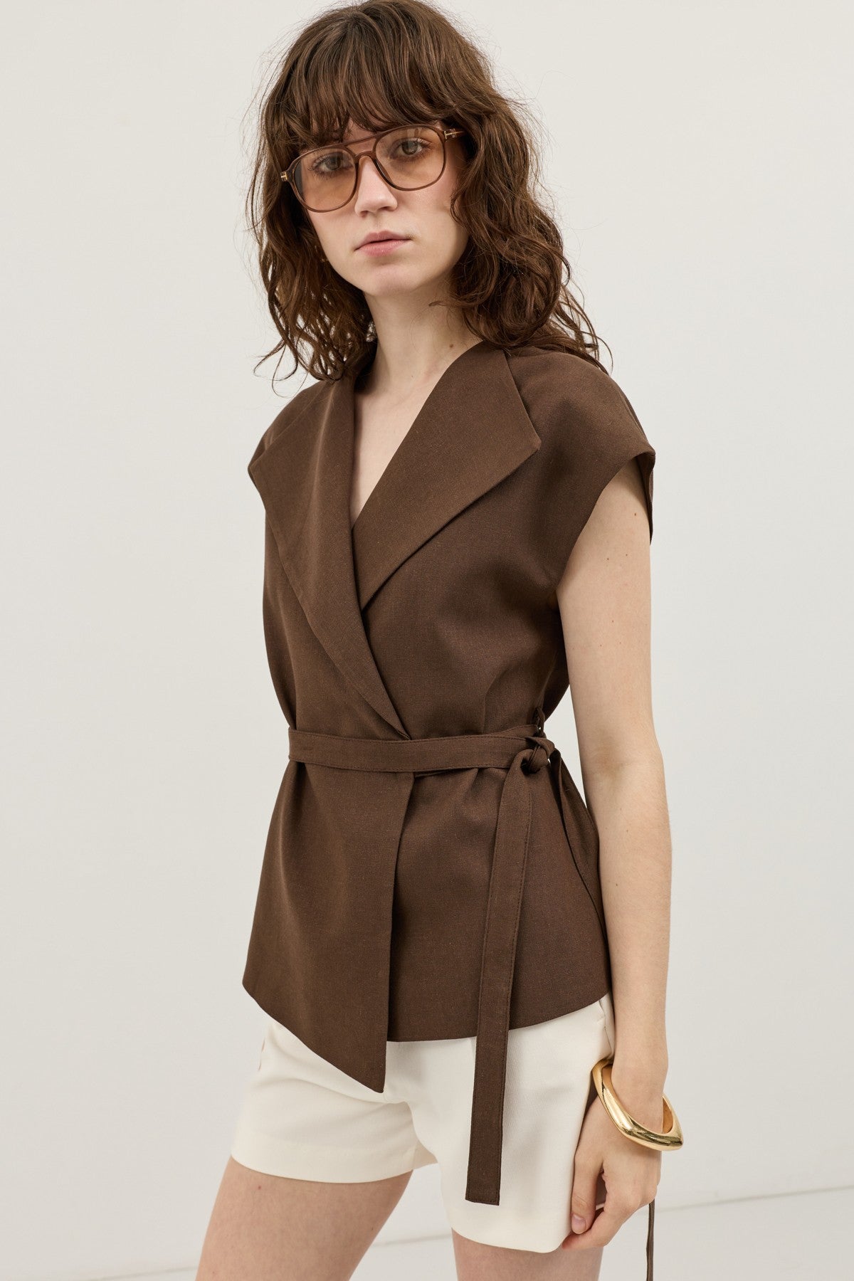 Antioch Women's Vest with Lace Trim and a Linen Blend