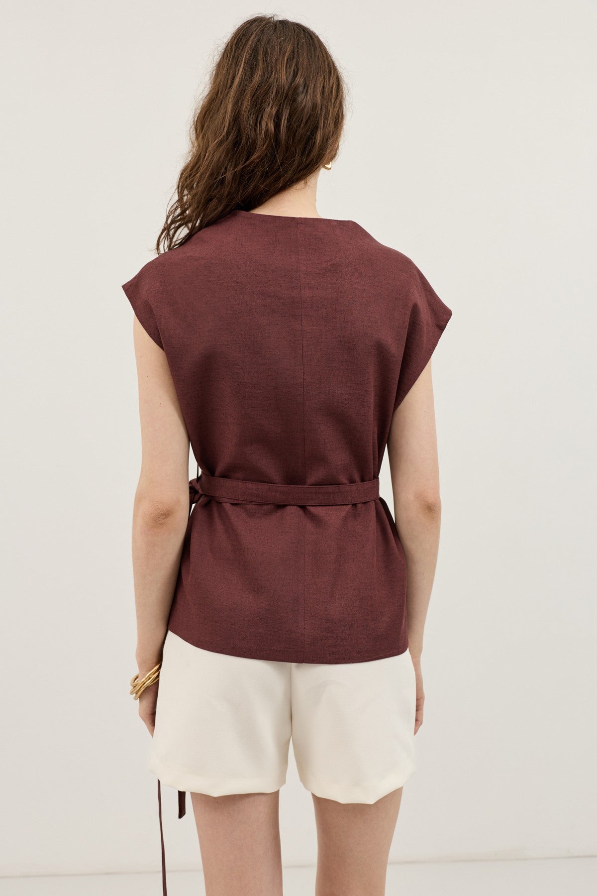 Antioch Women's Vest with Lace Trim and a Linen Blend