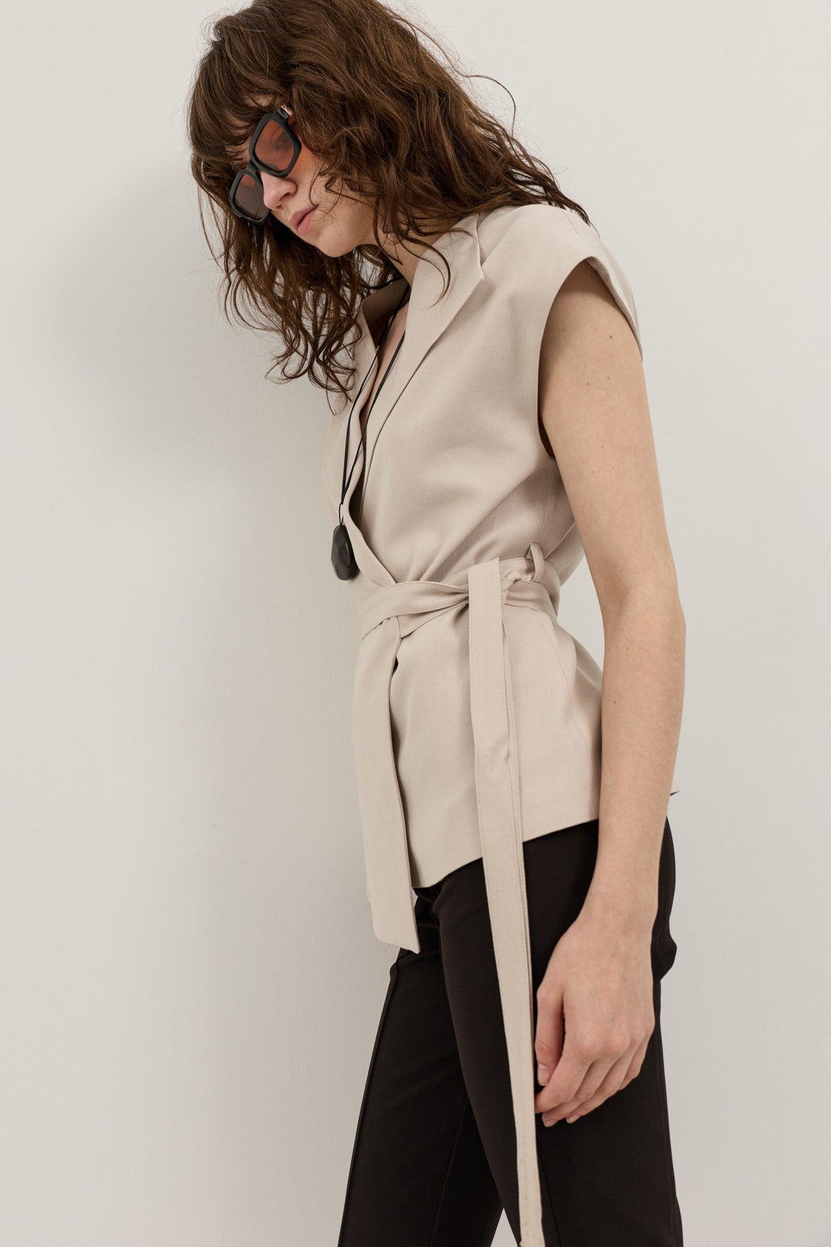Antioch Women's Vest with Lace Trim and a Linen Blend