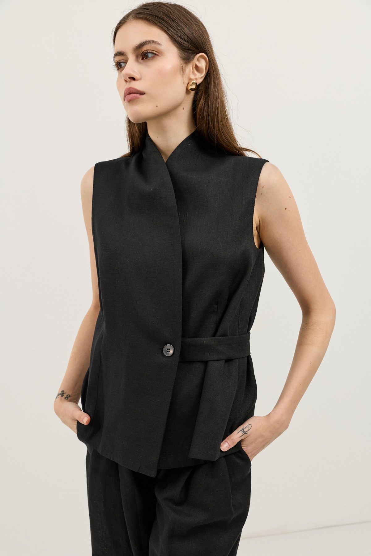 Antioch Linen-Blend Cross-Over Women's Vest