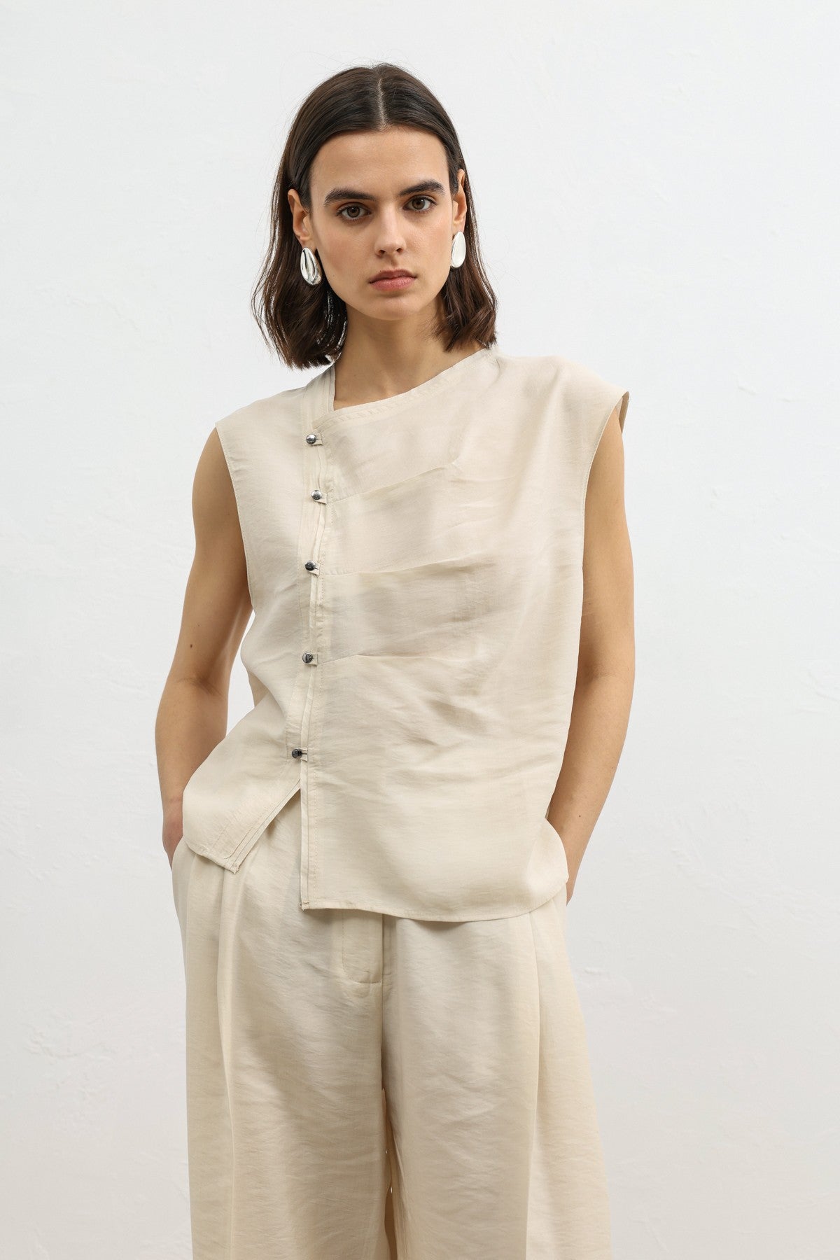 Antioch Women's Button-Down Top with Lyocell Blend