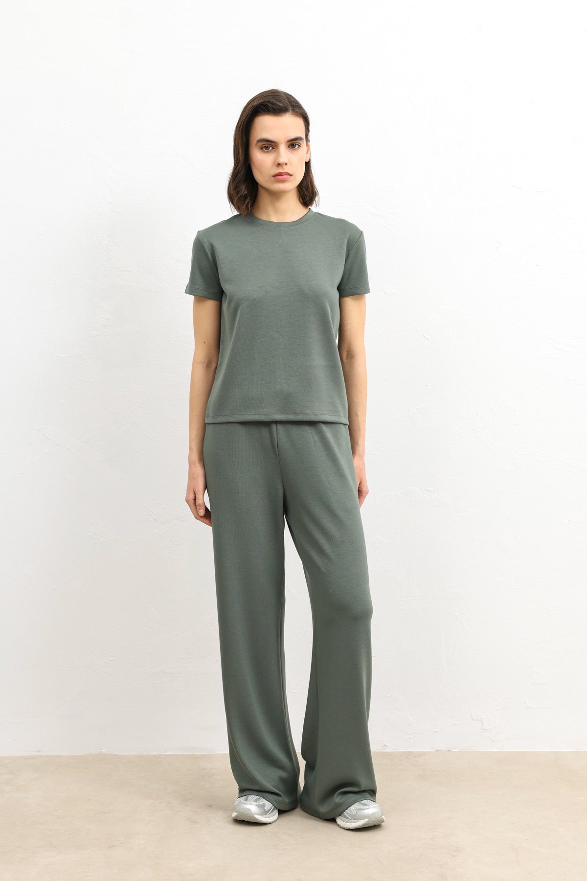 Women's Loose-Fitting Sweatsuit Set