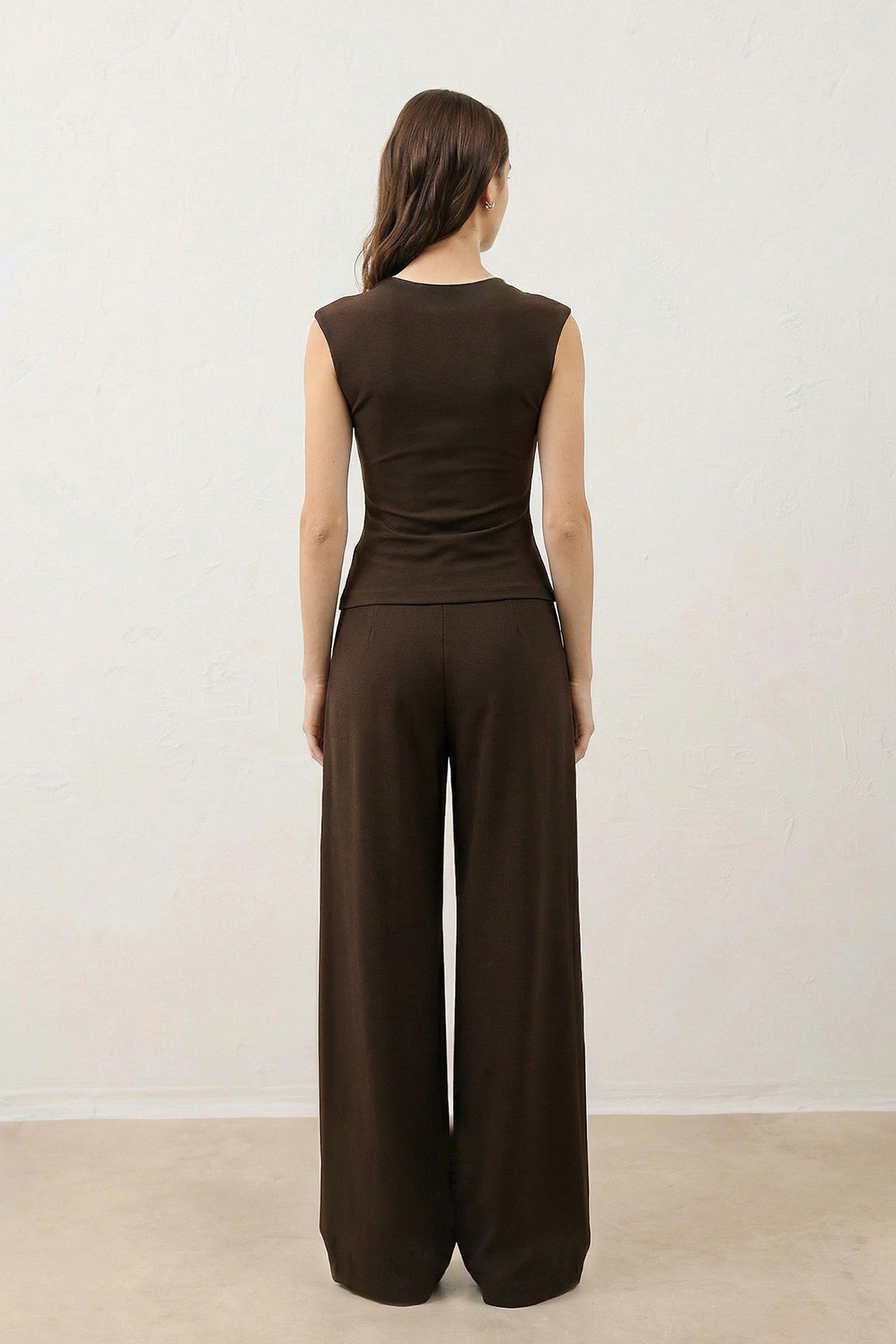 Antioch Toka Women's Set with Detailed Design