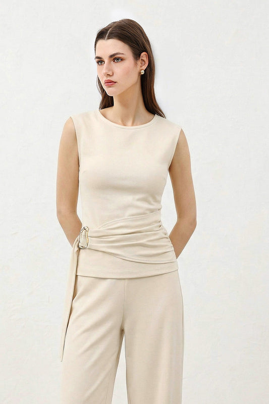 Antioch Toka Women's Set with Detailed Design