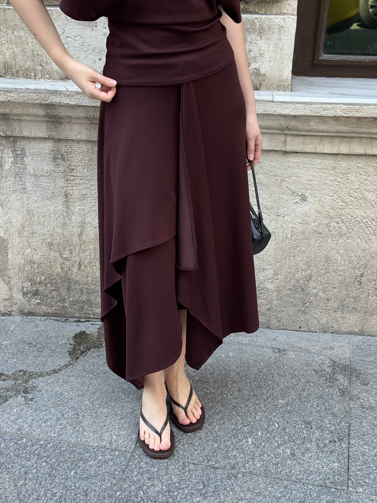 Antioch Voluminous Skirt and Blouse Women's Set