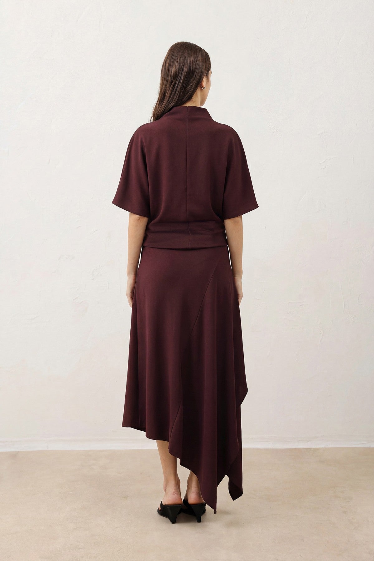 Antioch Voluminous Skirt and Blouse Women's Set
