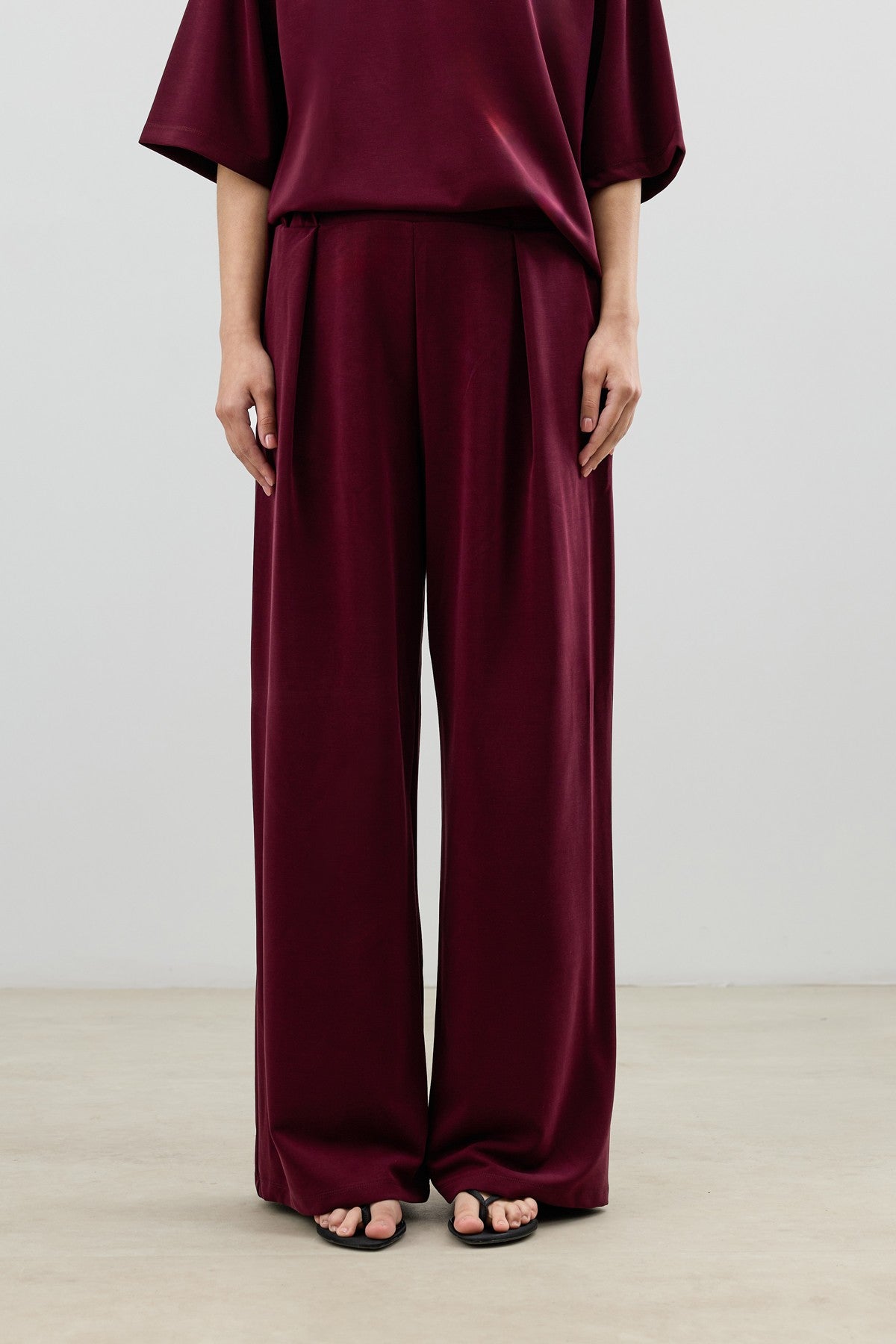 Antioch Modal-Blend T-Shirt and Pants Set for Women