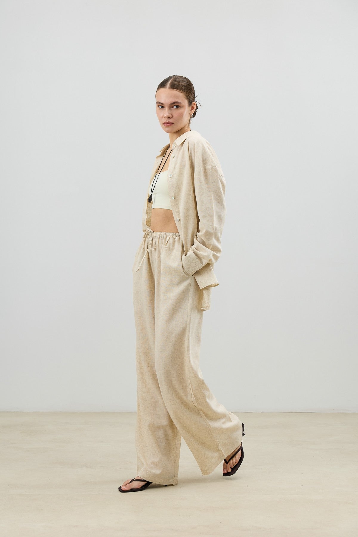 Antioch Linen-Blend Women's Shirt and Pants Set