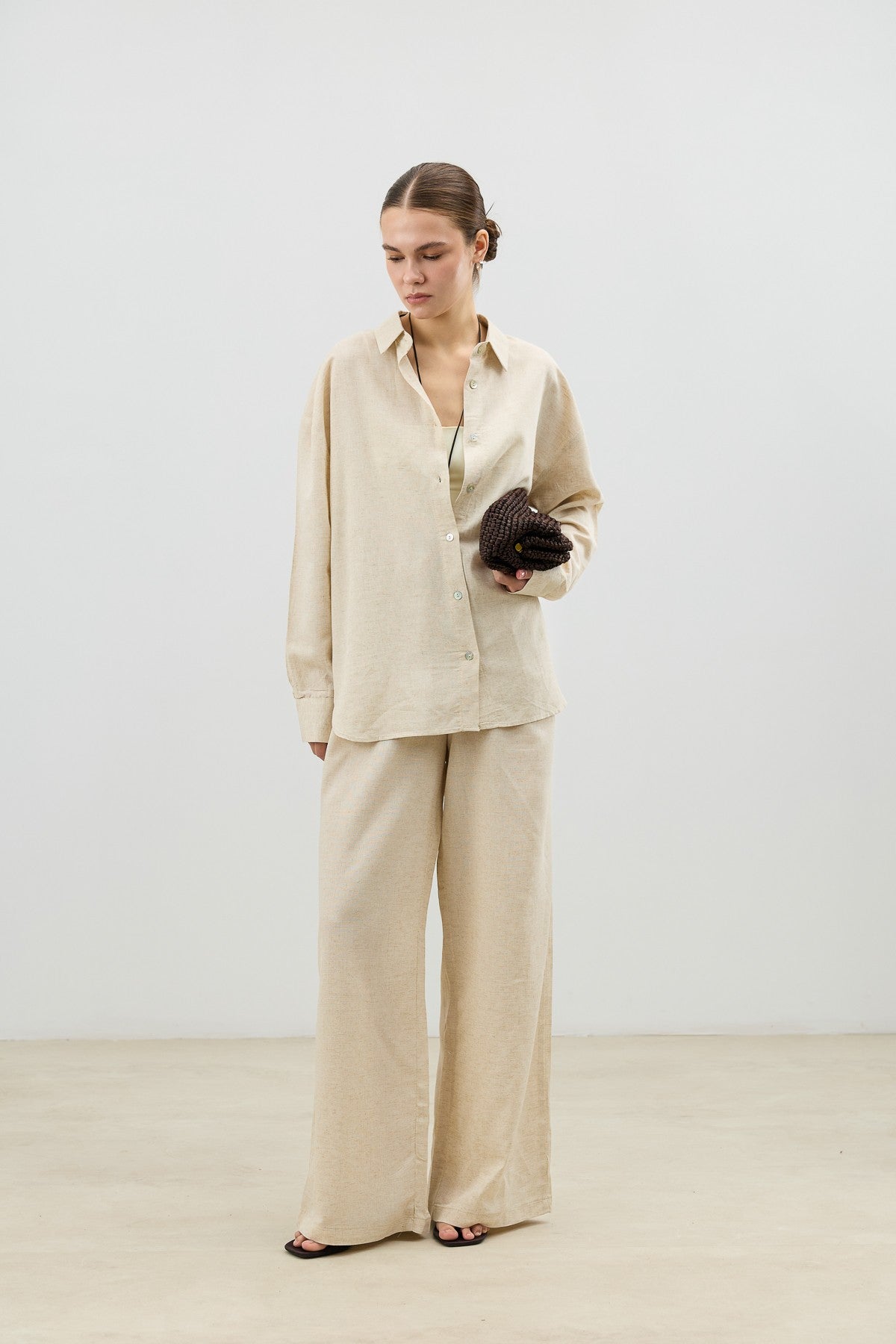 Antioch Linen-Blend Women's Shirt and Pants Set