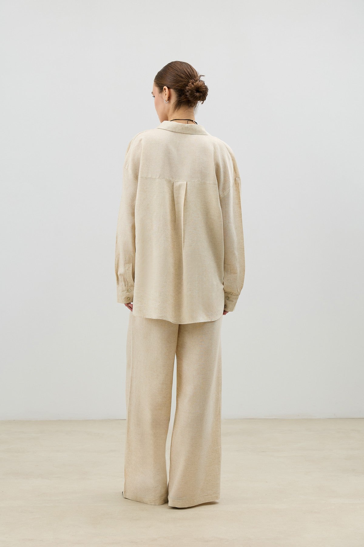 Antioch Linen-Blend Women's Shirt and Pants Set