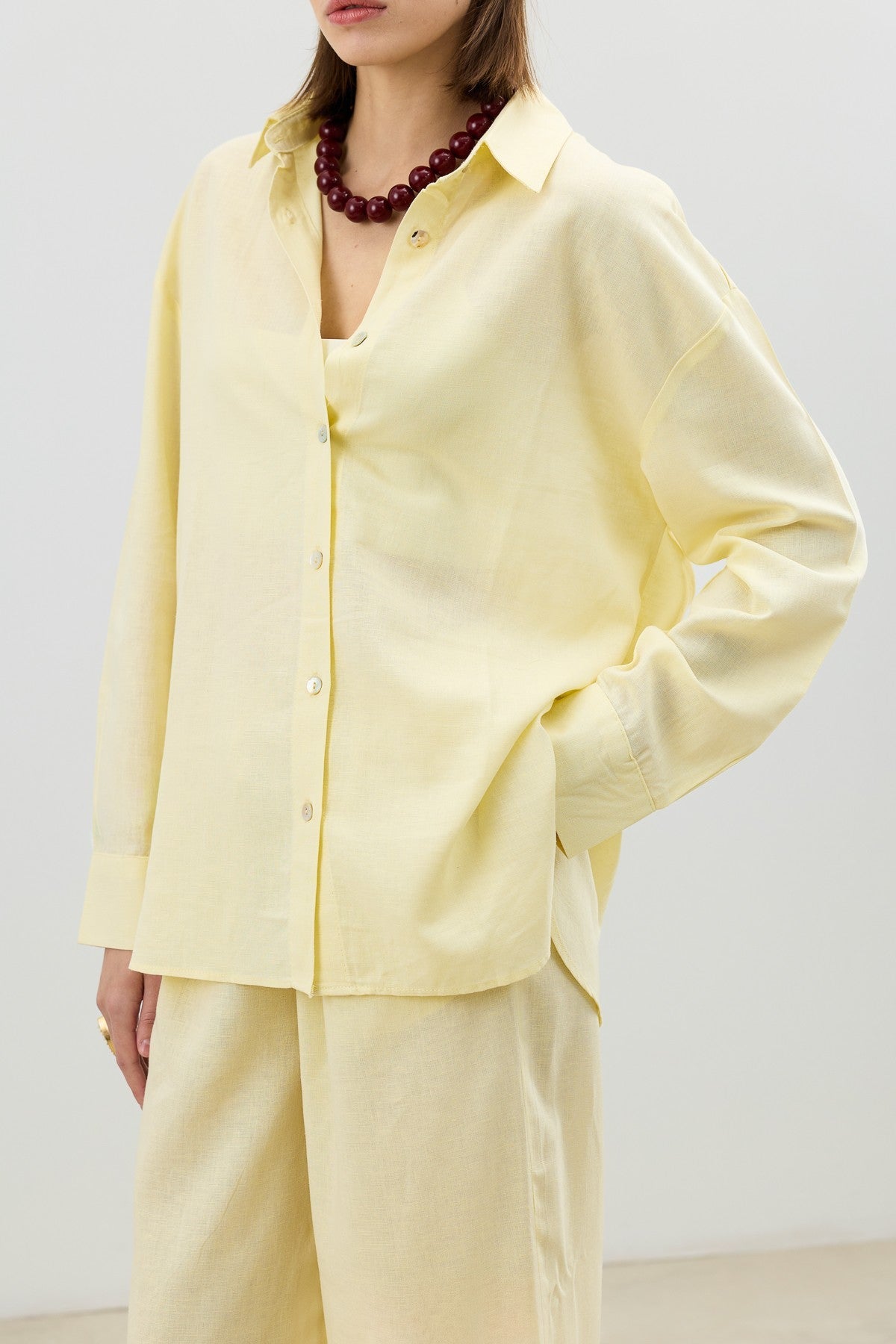 Antioch Linen-Blend Women's Shirt and Pants Set