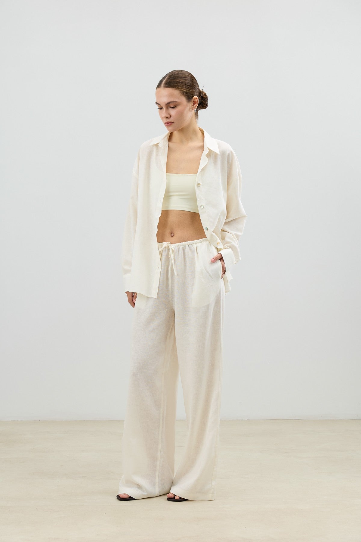 Antioch Linen-Blend Women's Shirt and Pants Set