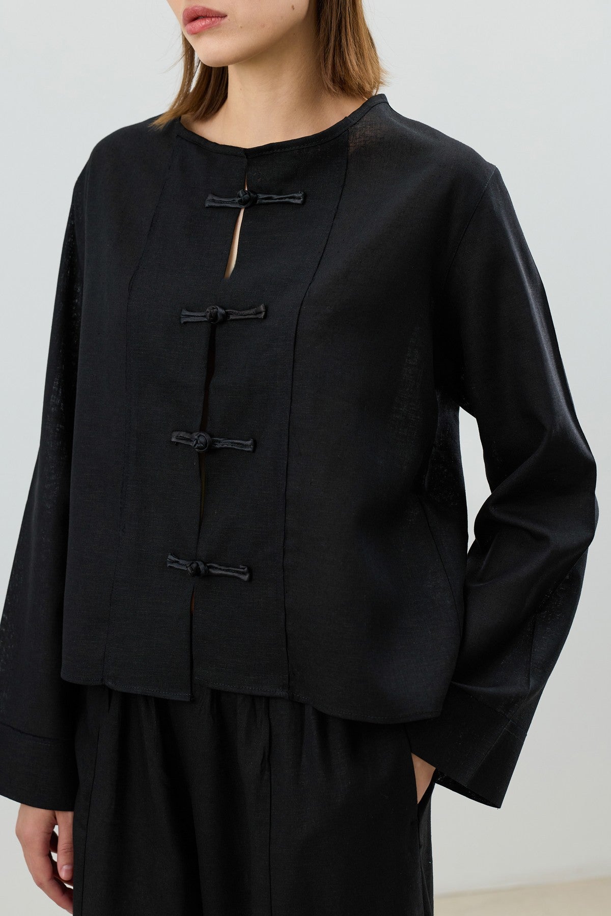Women's Suit with Embellished Buttons in a Linen Blend