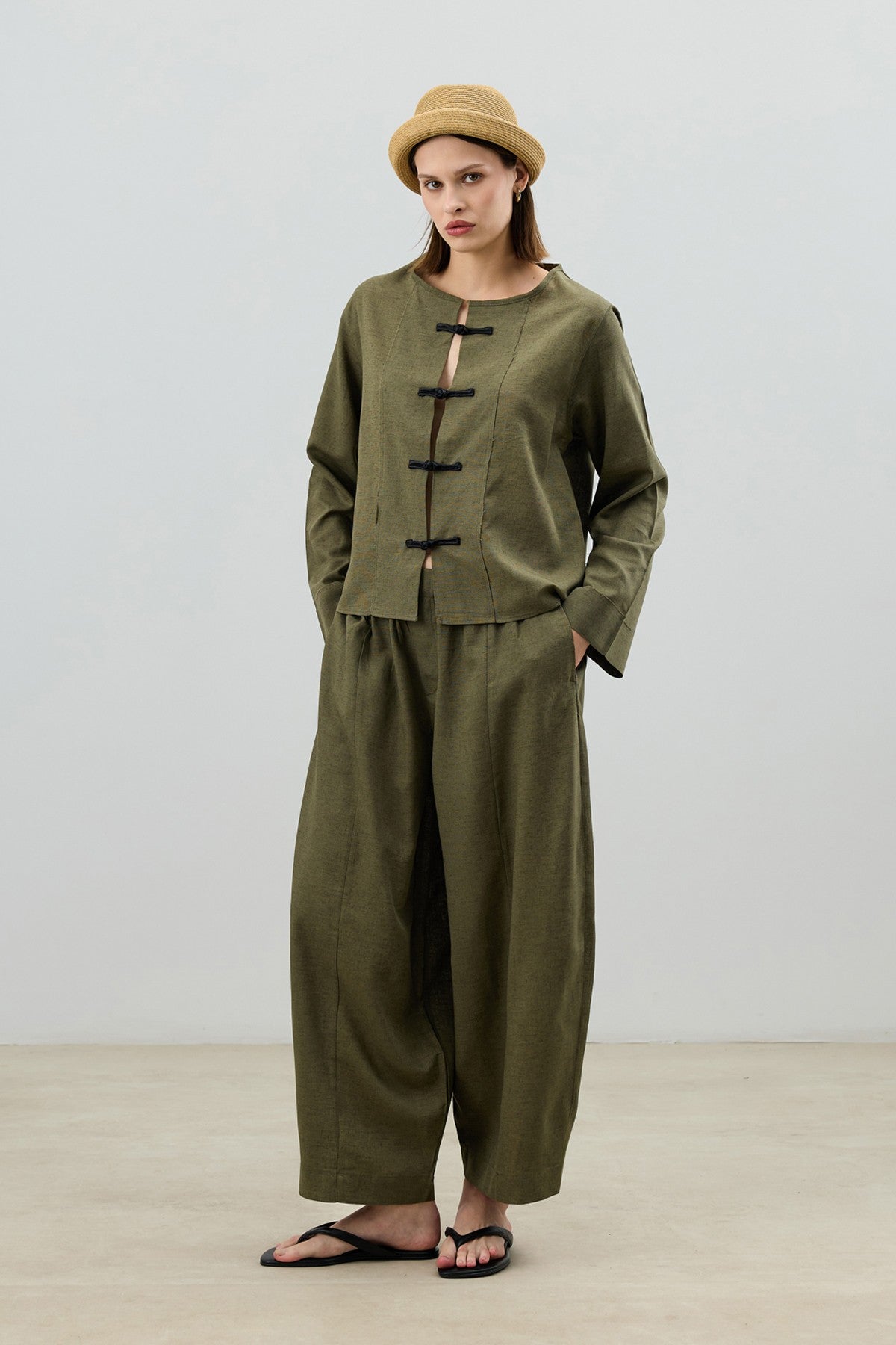 Women's Suit with Embellished Buttons in a Linen Blend