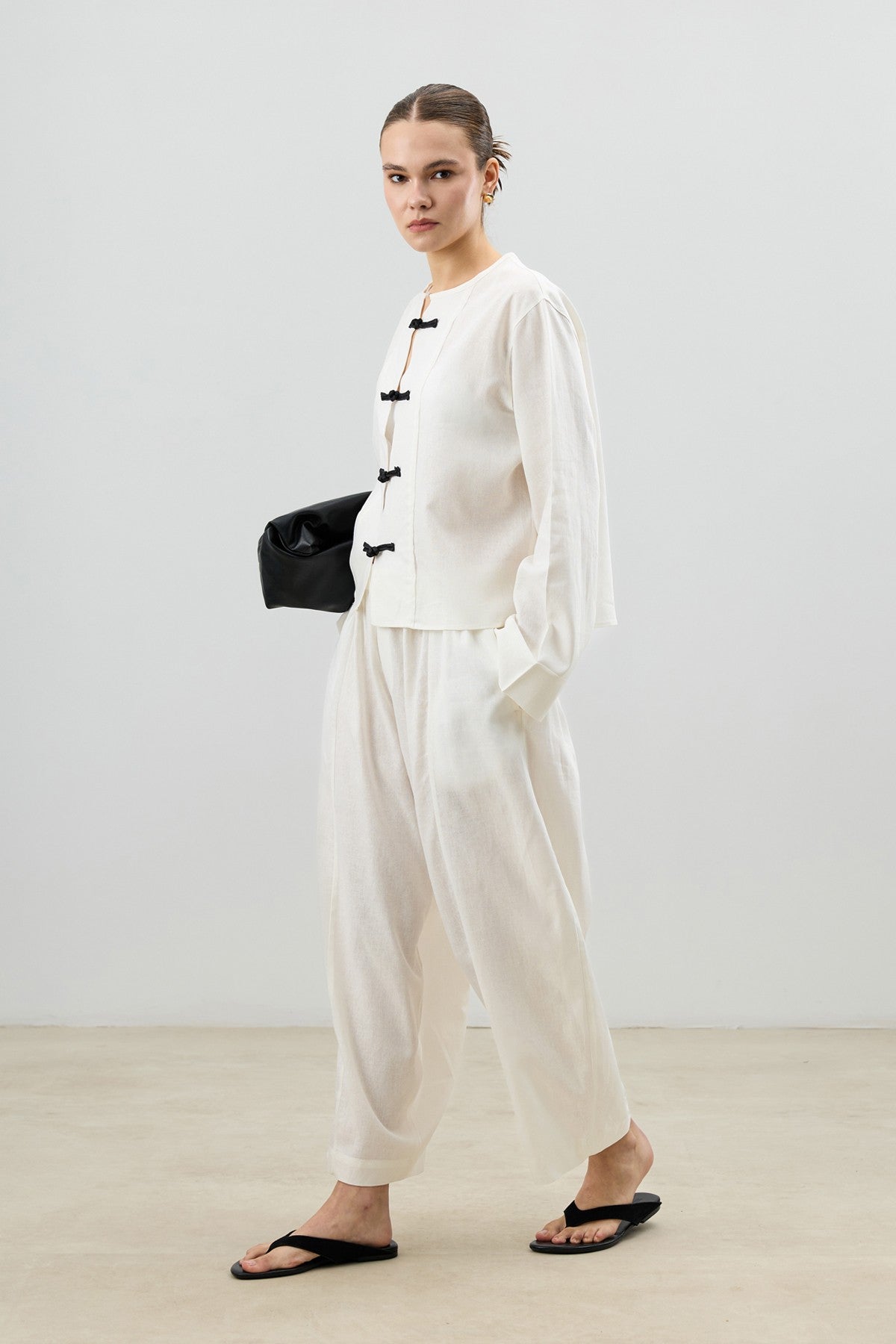 Women's Suit with Embellished Buttons in a Linen Blend