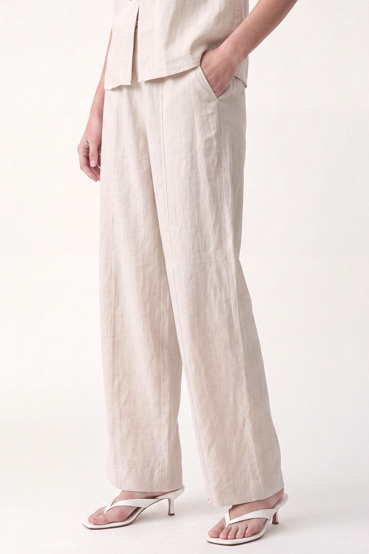 Linen-Blend Embellished Button Set