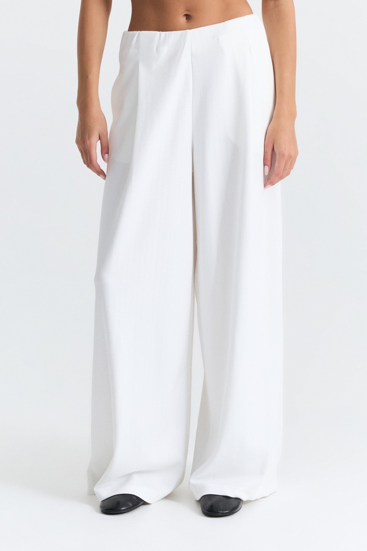 Soft-Textured Blazer and Pants Set with a Belt