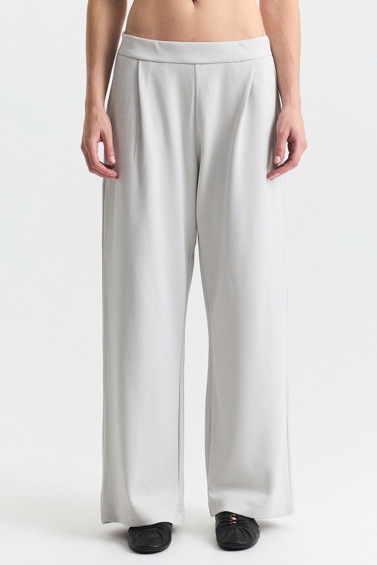 Crew-Neck Sweatshirt and Jogger Pants Set