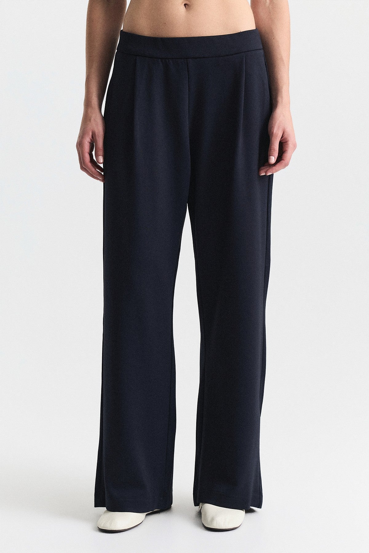 Crew-Neck Sweatshirt and Jogger Pants Set